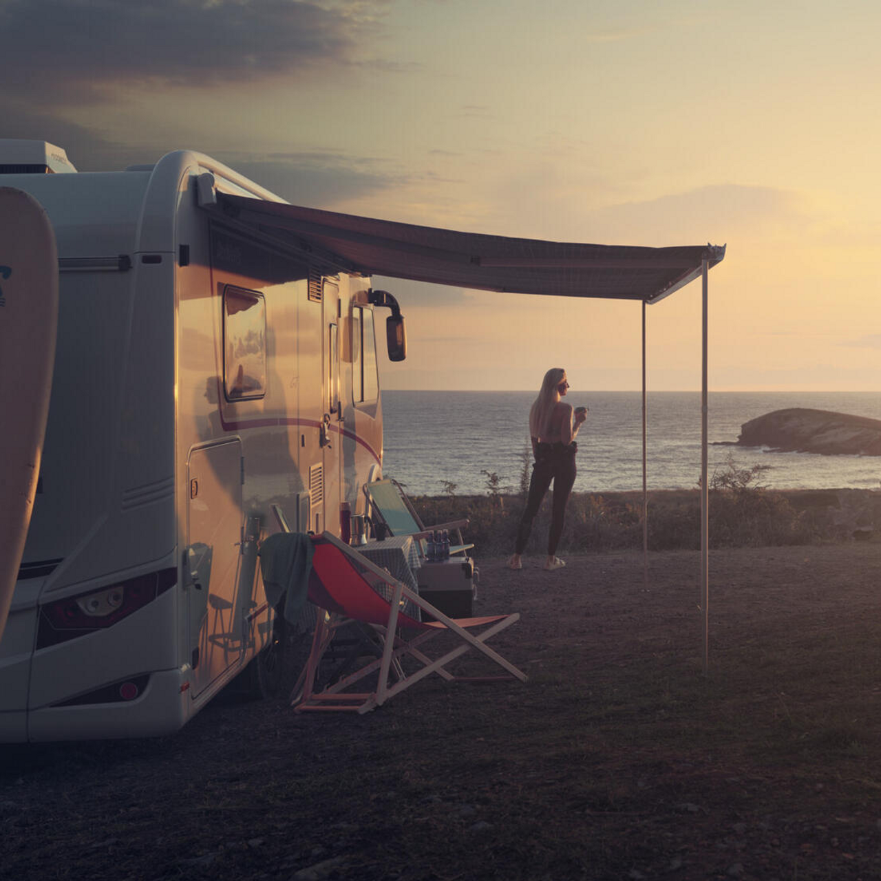 Dometic PerfectWall PW1100 Campervan Awning Kit With Adapter Brackets - Image 2